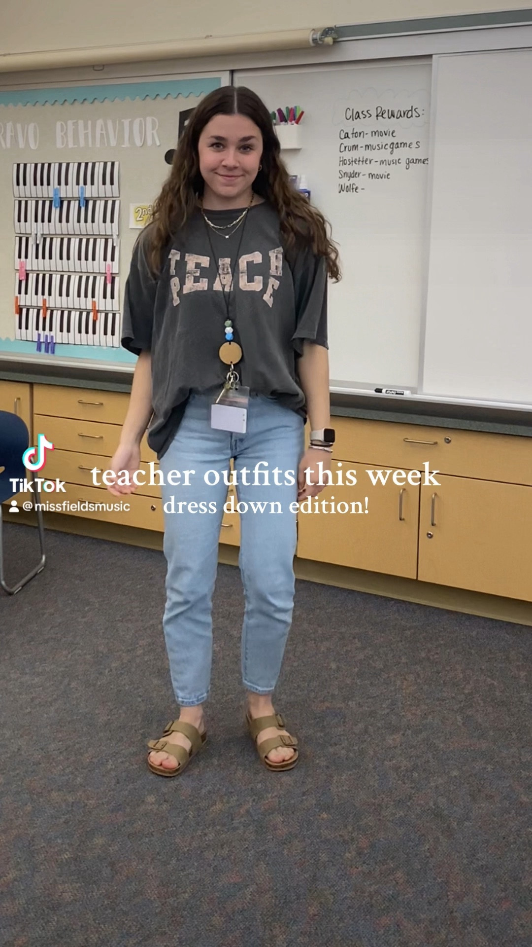 My teacher outfits this week! Dress down edition!

#LTKSeasonal #LTKstyletip #LTKfindsunder50