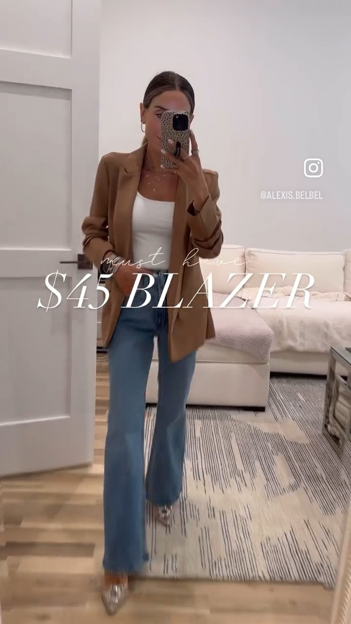 Walmart Affordable blazer size xs 

#LTKHoliday #LTKFindsUnder100 #LTKFindsUnder50