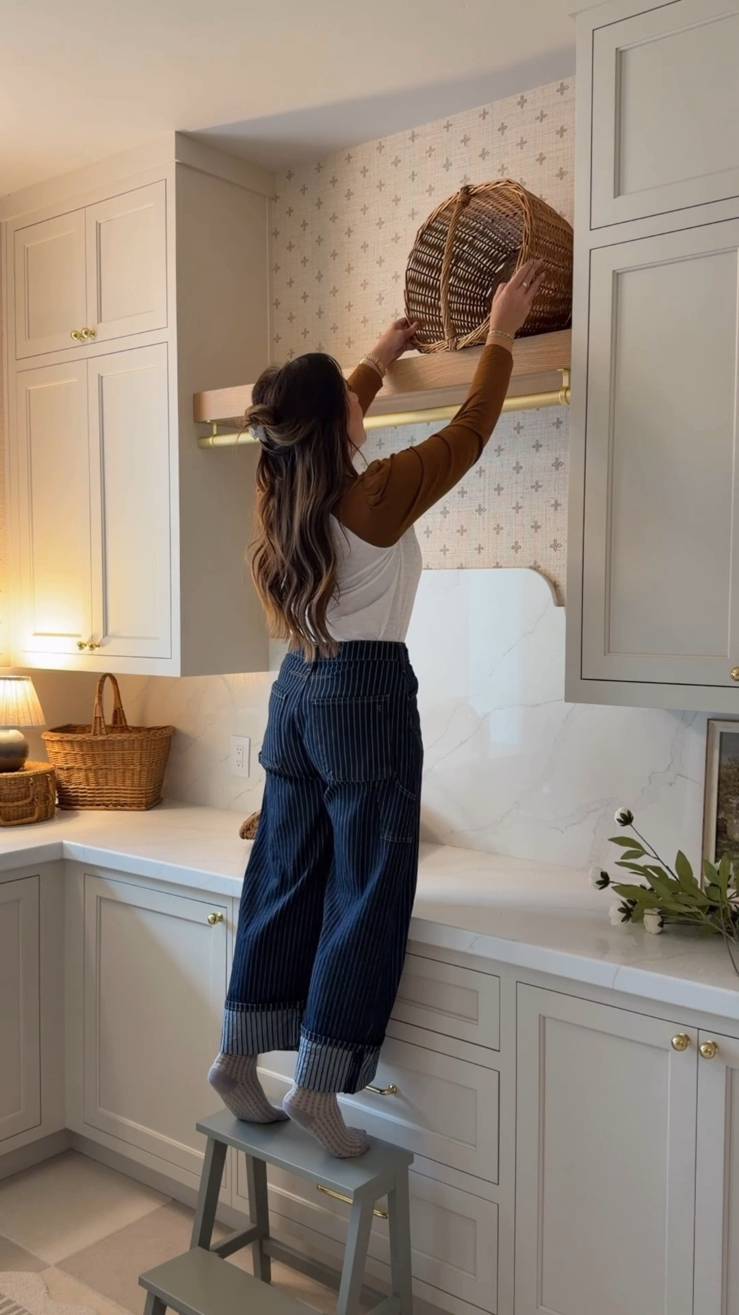 I walked into my favorite antique store with one mission: to find all the baskets. Spoiler: I found them. There’s something about vintage baskets that instantly makes a space feel cozy and lived in. ✨ I love mixing old with new — my laundry room has never felt more like me. One can never have too many baskets — or shoes, but that’s a different post. 🧺


#LTKdayinmylife #LTKHome #LTKSeasonal