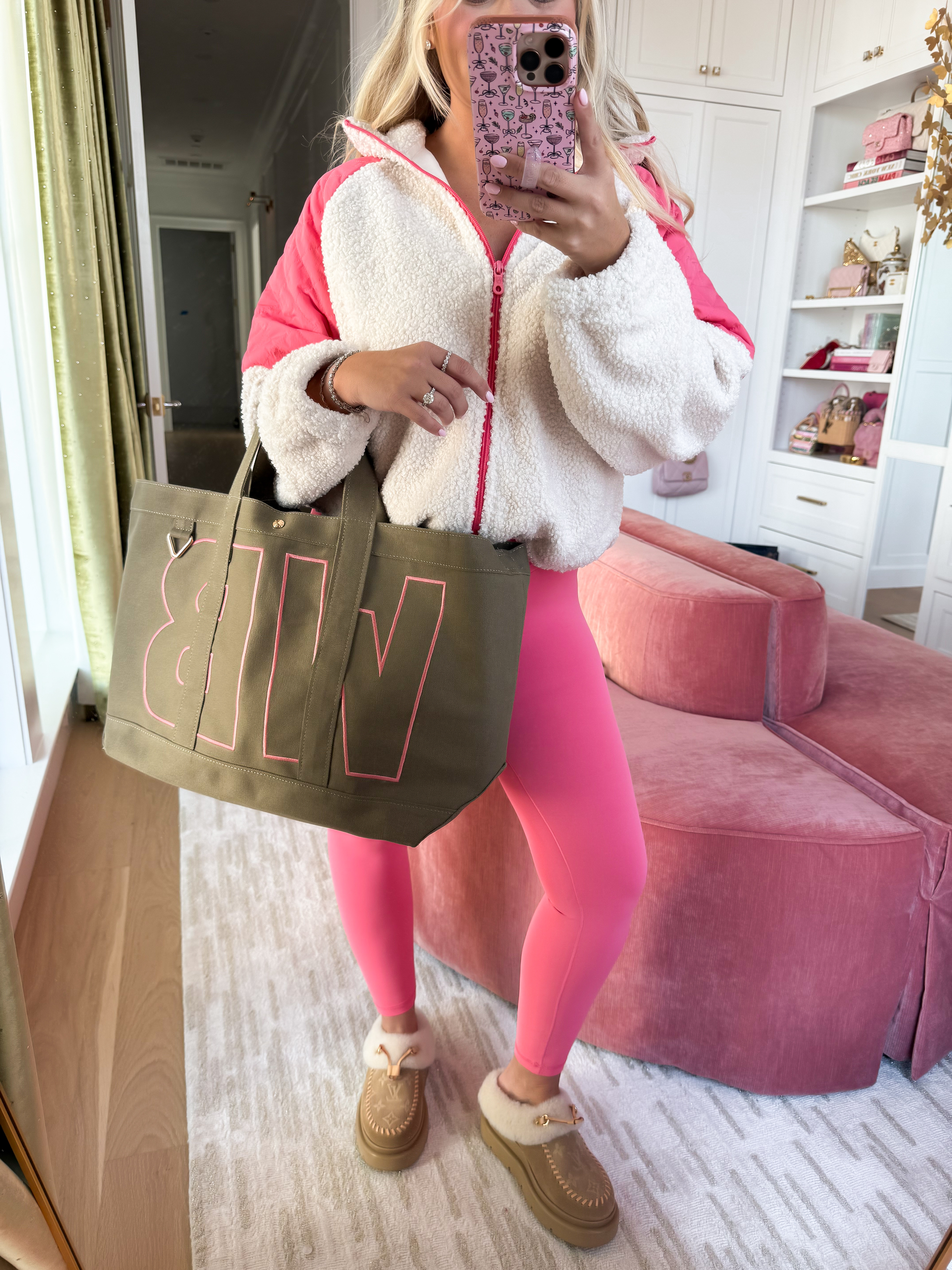 Wearing a size medium in both 

#LTKootd #LTKgrwm