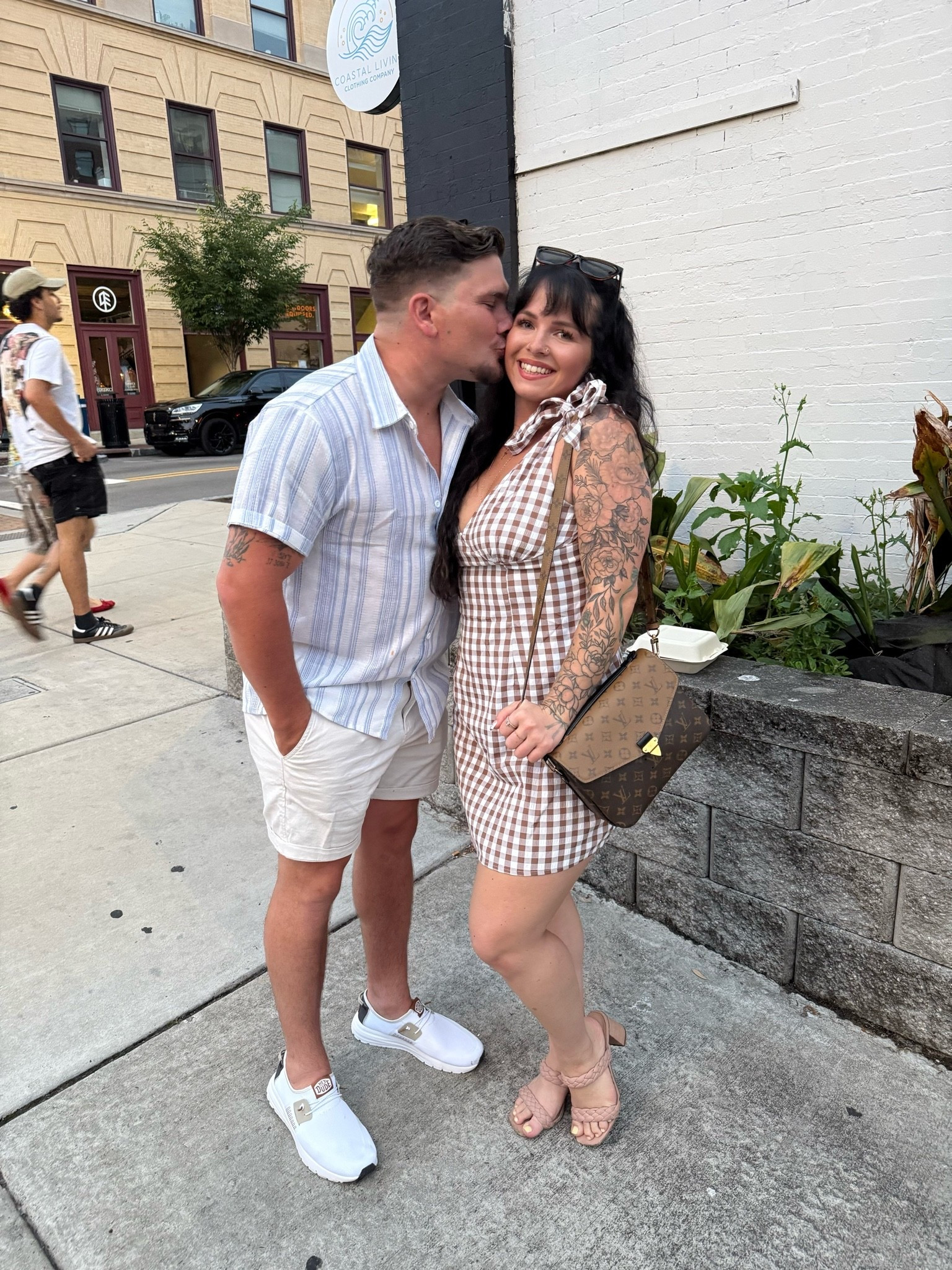 Obsessed with this checkered dress . I’m wearing a size L normally a 6/8 and 155 lbs

#LTKootd