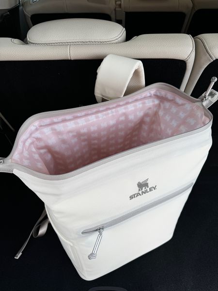 We can't get over these adorable @stanley_brand cooler backpacks. They are adorable, durable and keep your food nice and cool. I love taking mine
In the car for outings or picnics. 
#stanleyPartner
