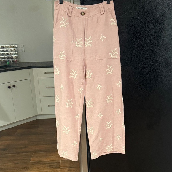 Zara Pink Wide Leg Pants with Cream Embroidery | Poshmark