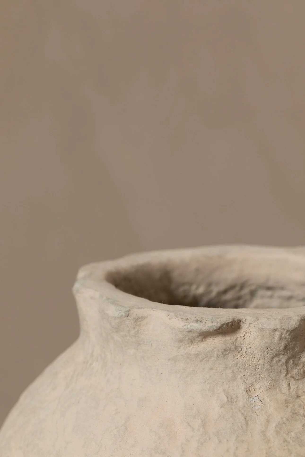 Ridge Paper Mache Vase | THELIFESTYLEDCO