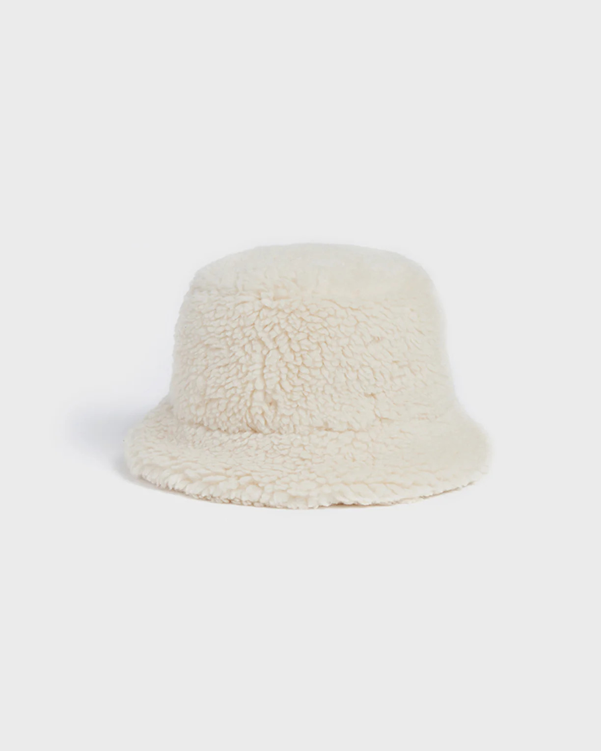 Gilly Oat | Apparis