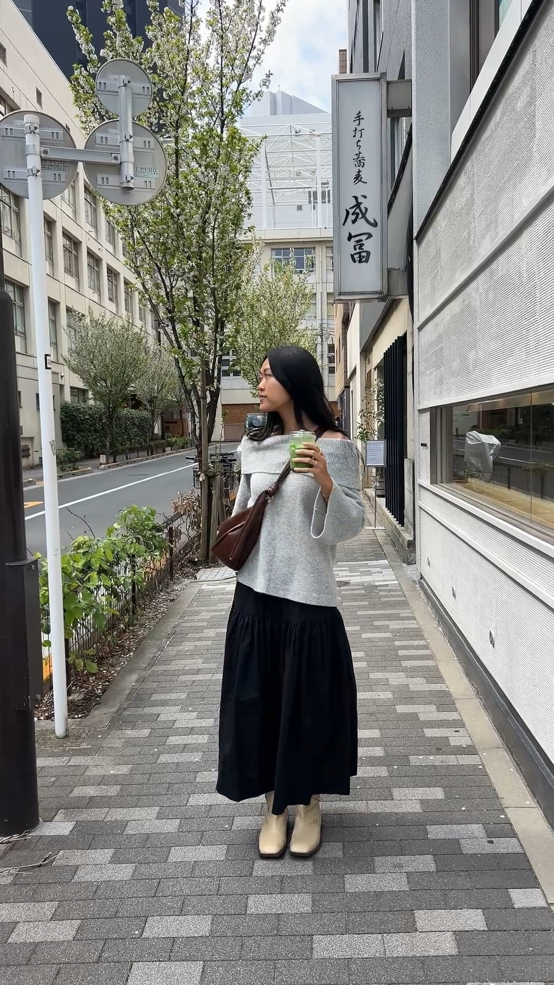 the weather was perfect today!! 


Japan outfit, Japan vlog, tokyo outfit, japan matcha, matcha girl, matcha outfit 

#LTKTravel #LTKWatchNow
