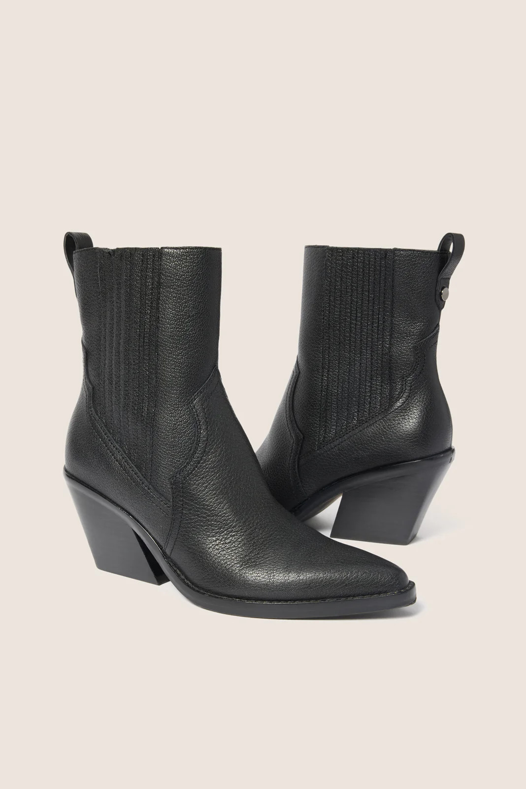 Vaydin Bootie | Evereve