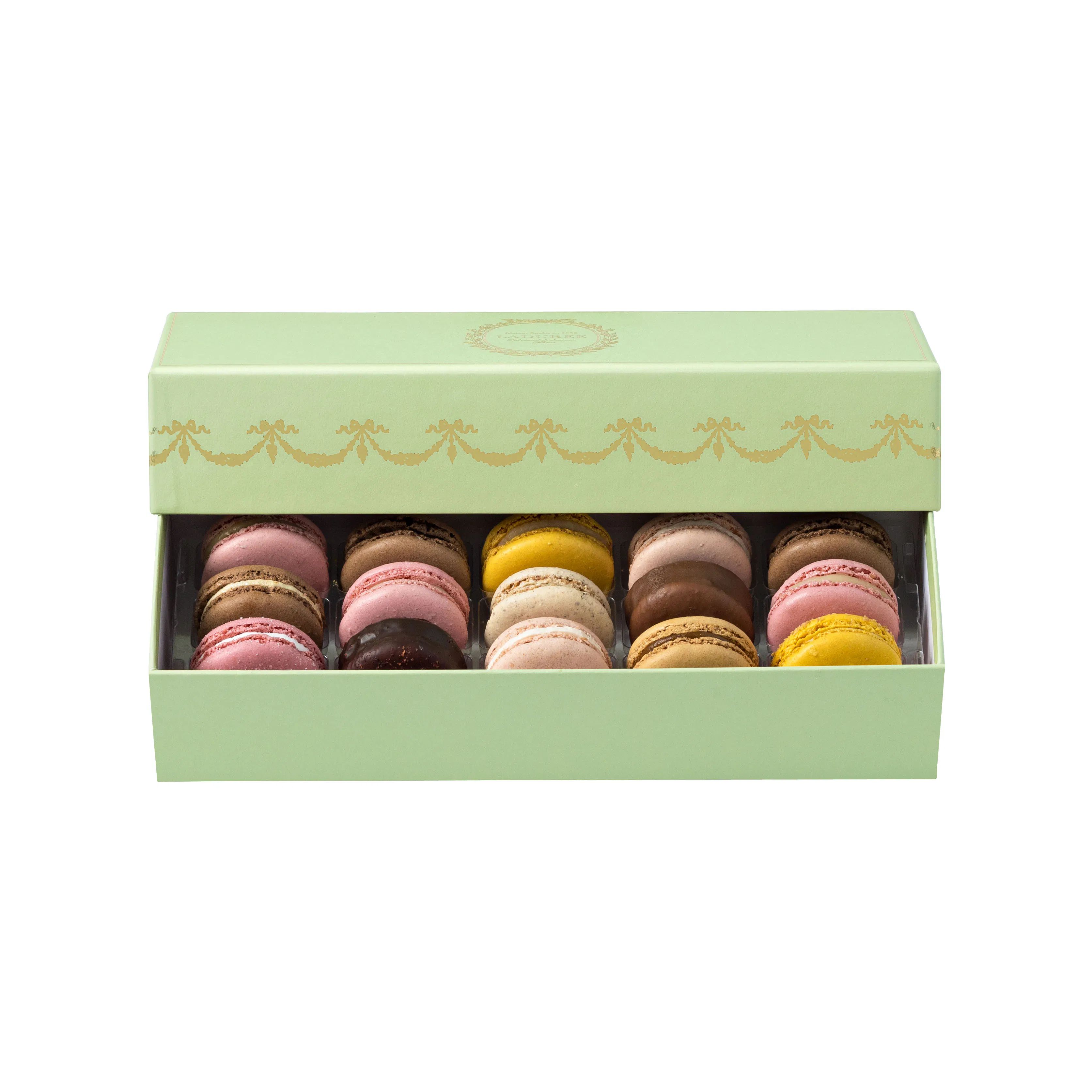 Prestige Green - Box of 15 Macarons by Ladurée Paris | Goldbelly | Goldbelly