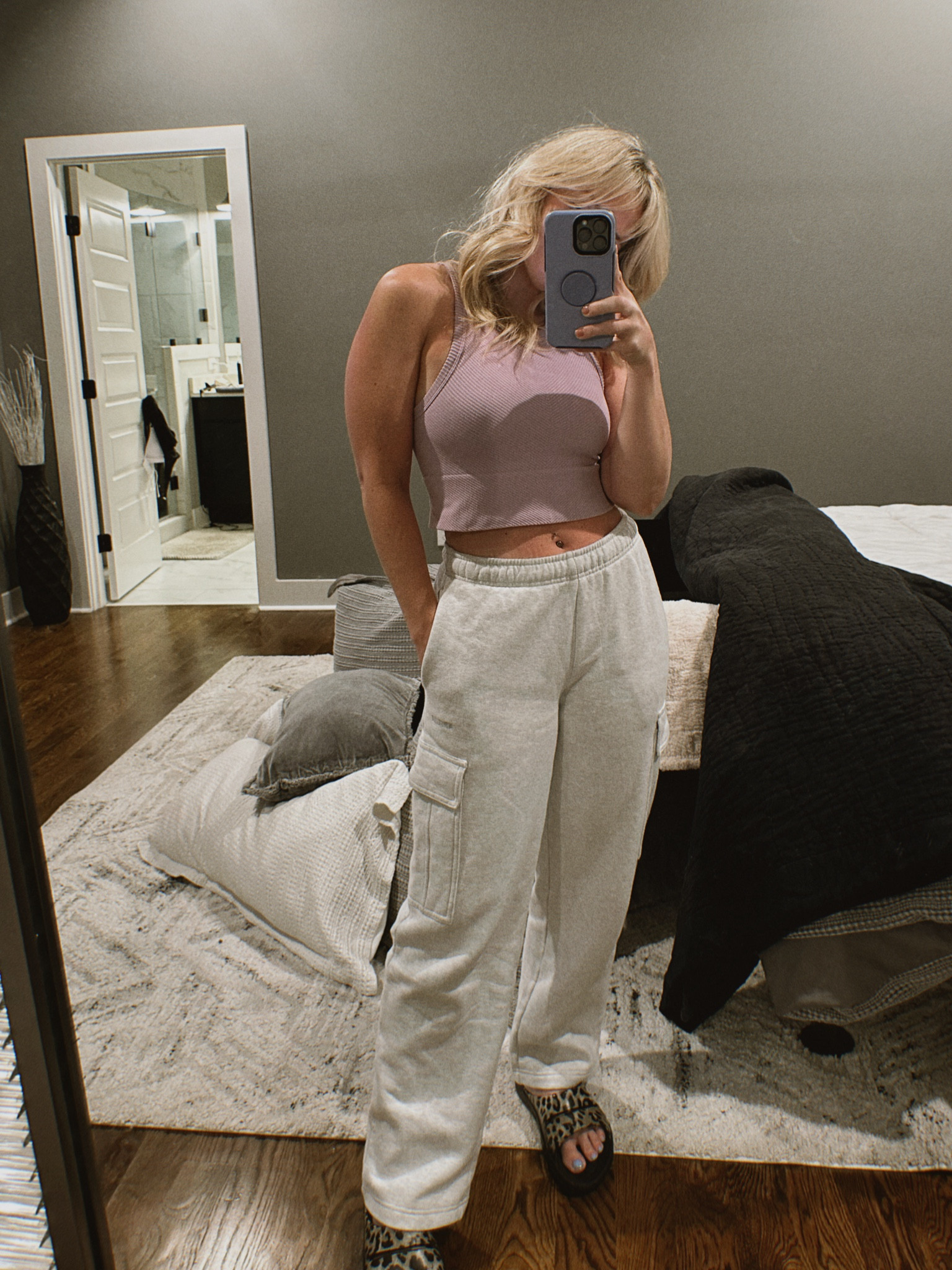 these cargo sweatpants are about to be my whole personality #LTKcomfy 

#LTKFindsUnder100