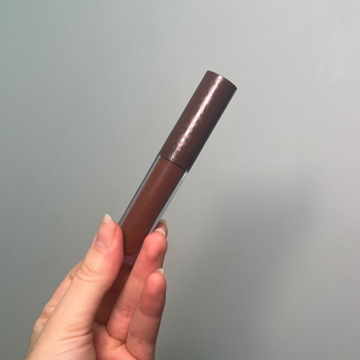 Meu gloss marrom favorito 🗣️✨

#LTKstyletip #LTKbrasil #LTKbeauty