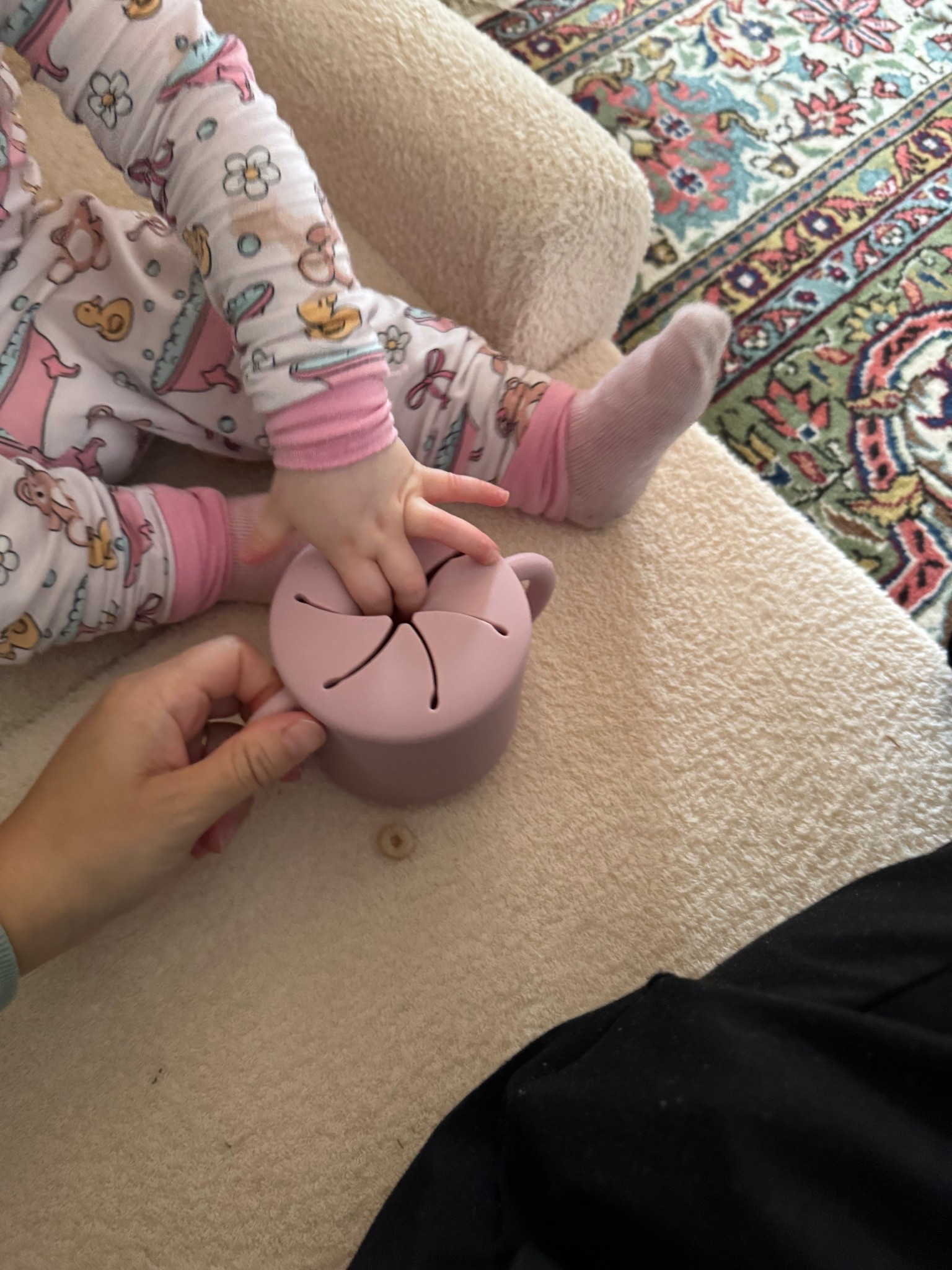 Best invention ever 🤭🩷 These spill proof snack cups have changed my life lol she runs around with it 24/7 and I usually put Cheerios inside 

#LTKKids #LTKBump #LTKBaby