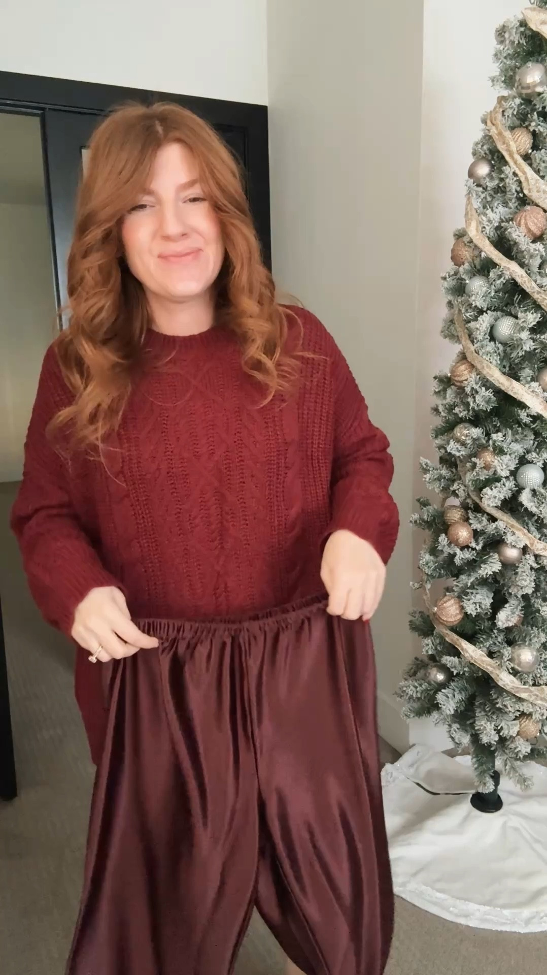 Holiday outfit size medium 

#LTKFindsUnder50 #LTKPetite #LTKHoliday