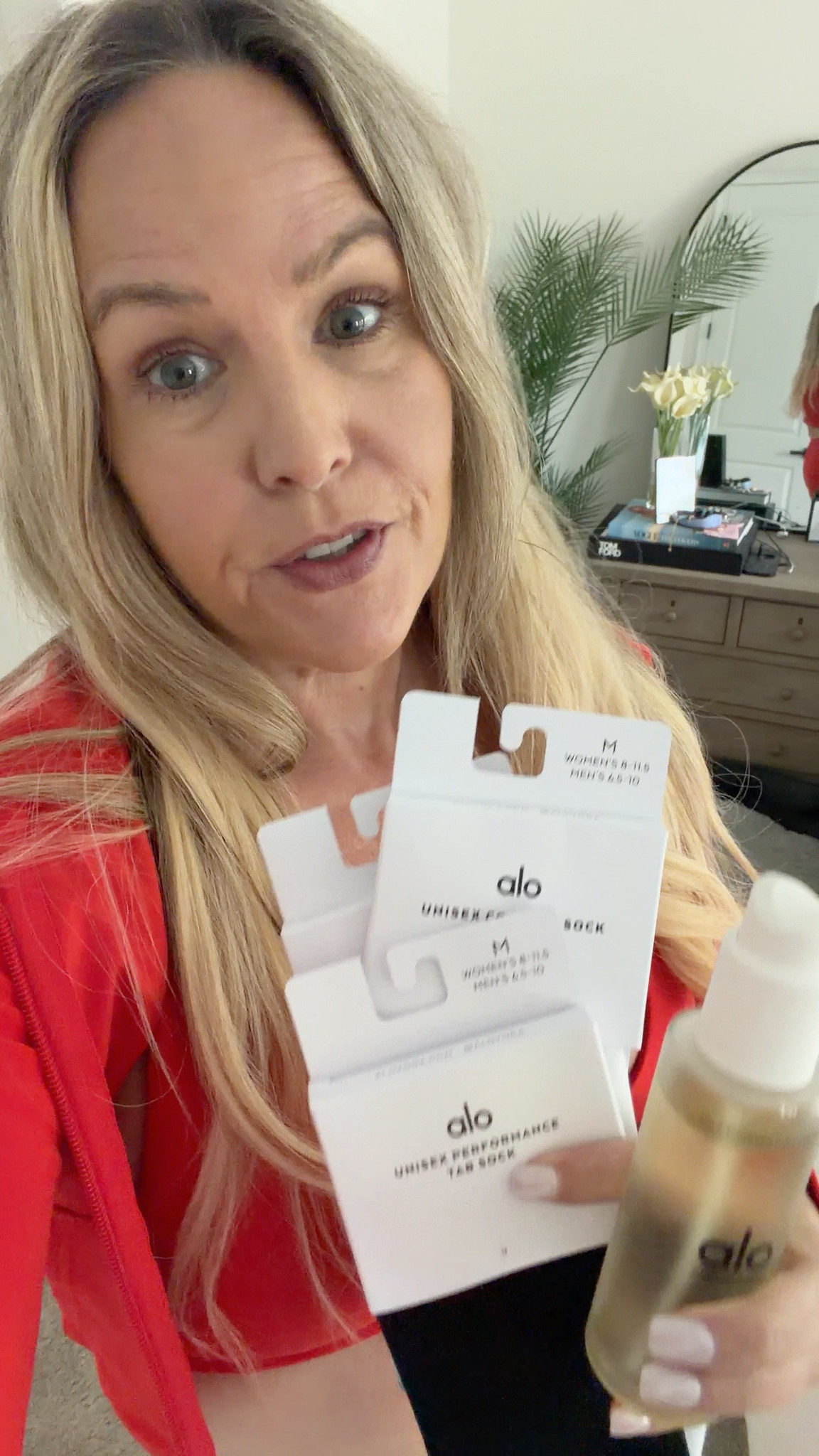 Alo 30% Off Sale

STOP scrolling — Alo is 30% OFF 👀🔥

I literally had to run into my local store because something in my cart sold out online… it’s that kind of sale 😅

If you grab anything:
• Magnesium Reset Spray (game changer for sleep 😴)
• Their socks — the BEST and 30% off is a steal

Wearing my fave Alo Sincere set — shorts, bra, and cropped hoodie (mine is red ❤️) and it’s selling FAST (other colors too!)

Don’t sleep on this one 😏

Tagging what I picked up + all my favorites in my LTK 🤍


#LTKSale #AloYoga #AloStyle #LTKFinds #SaleAlert

#LTKSaleAlert #LTKActive #LTKOver40