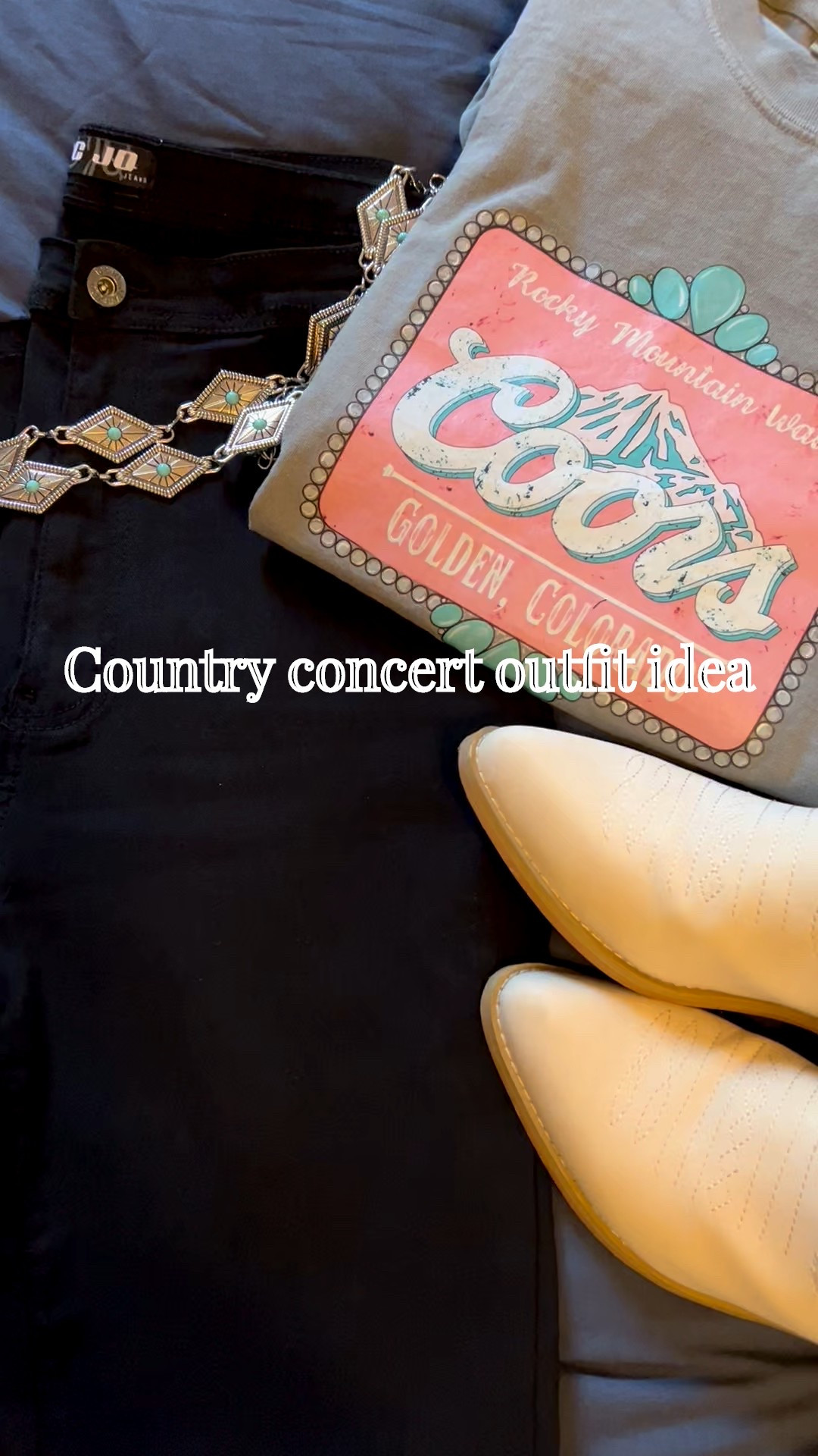 Country concert outfit from Willow boutique 
