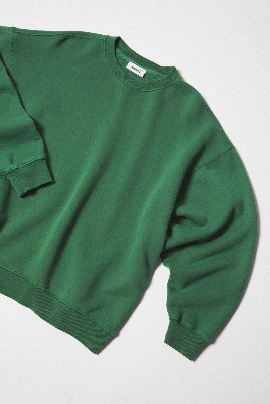 OVERSIZED CORE CREWNECK | Elwood Clothing