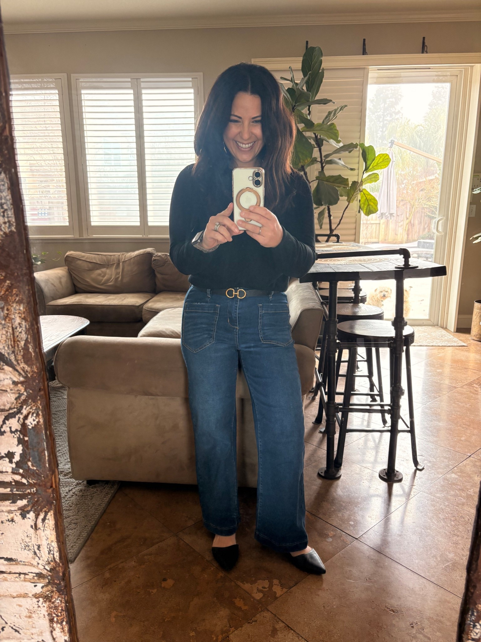 Petite-friendly jeans that work for real life teaching. Good length for teaching and standing. Teacher-approved shoes for all-day wear.
I’m 5’2” and wearing a 4 in these pants.

        •	Casual Workwear
	•	Comfortable Work Outfit
	•	Teacher Outfit
	•	Teacher Style

#LTKOver40 #LTKPetite #LTKWorkwear