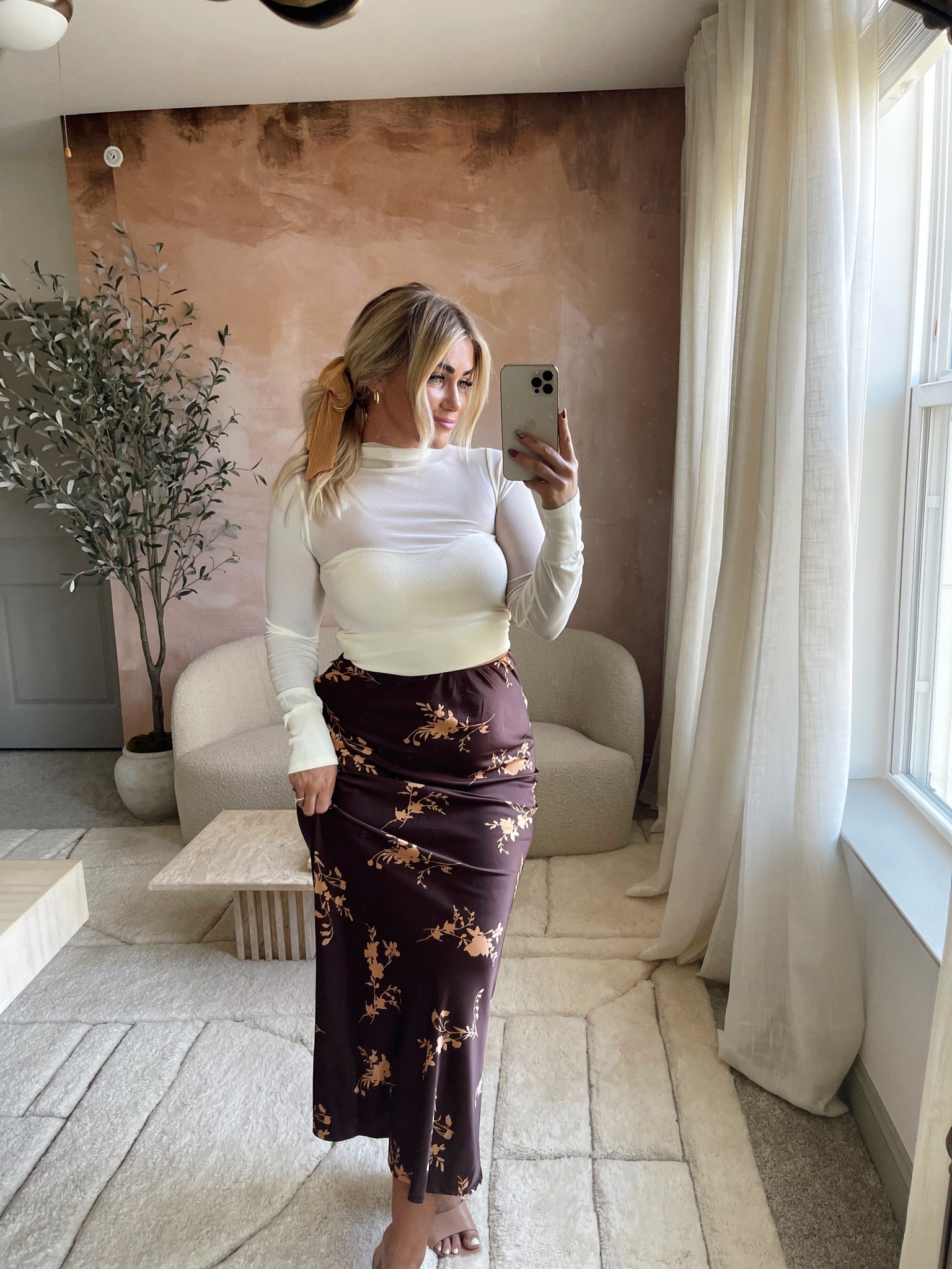 Size large in everything except the skirt, I ordered an XL! 💗