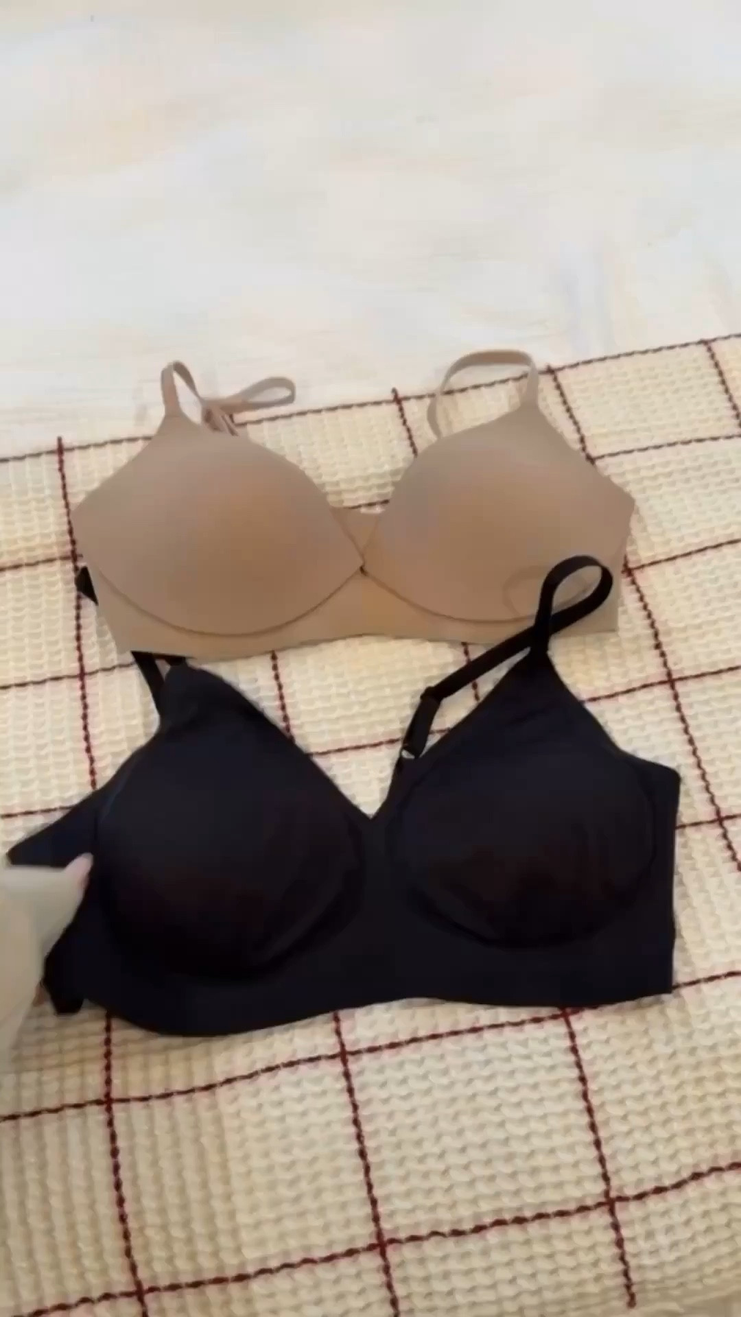EBY bras are just so comfy & flattering!! Get 20% off your first purchase ✨✨

EBY bras, seamless bras, nude bra, t shirt bra, everyday essentials, Britt Horton, California 

#LTKselfcare #LTKSaleAlert #LTKmomlife