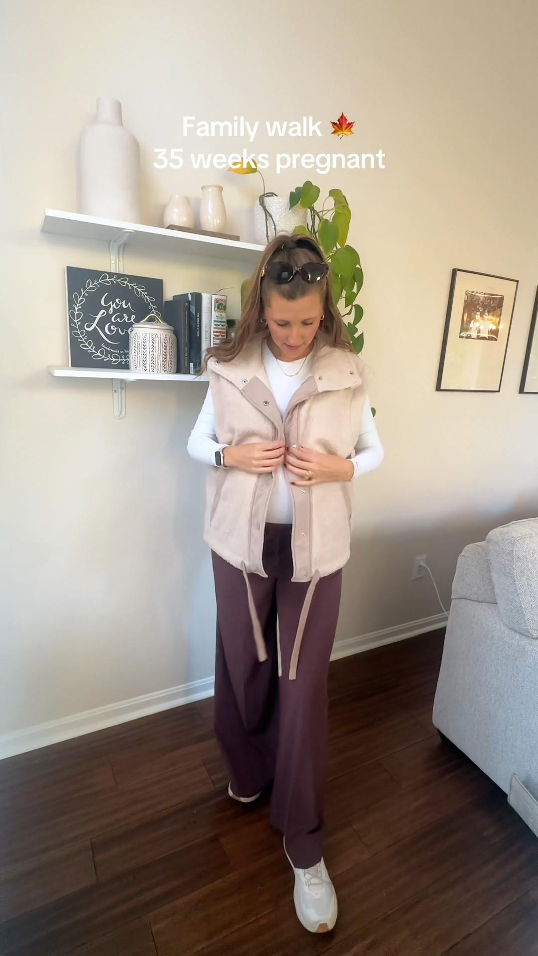 Size small in pants and size medium in vest!!