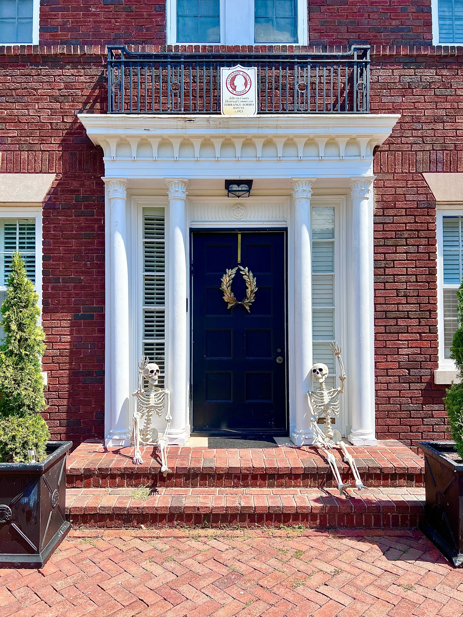 Getting spooky season started 👻 

Halloween decor, skeletons, spooky decor 

#LTKSeasonal #LTKhome #LTKHalloween