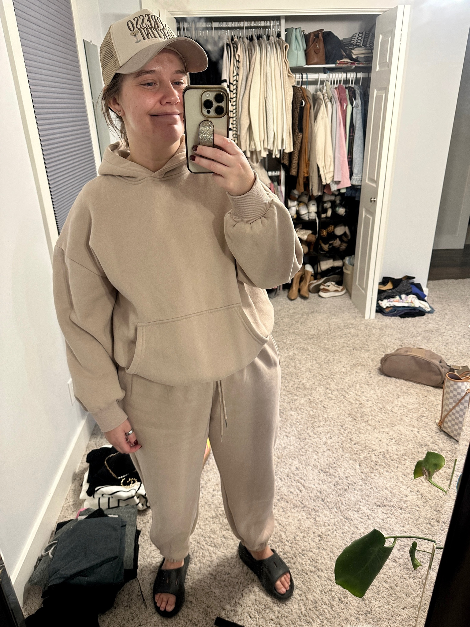 Christmas morning mood 🤪 #sweatset #sweatsuit #espressomartini #comfy #christmas #workfromhome

#LTKGiftGuide #LTKSeasonal #LTKStyleTip