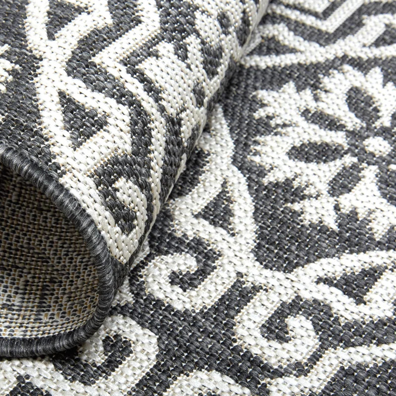 Floral Black/Gray Indoor/Outdoor Area Rug | Wayfair Professional