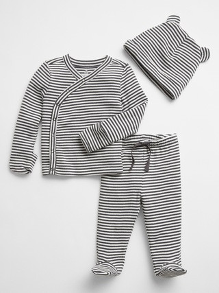 Baby Outfit Set | Gap Factory