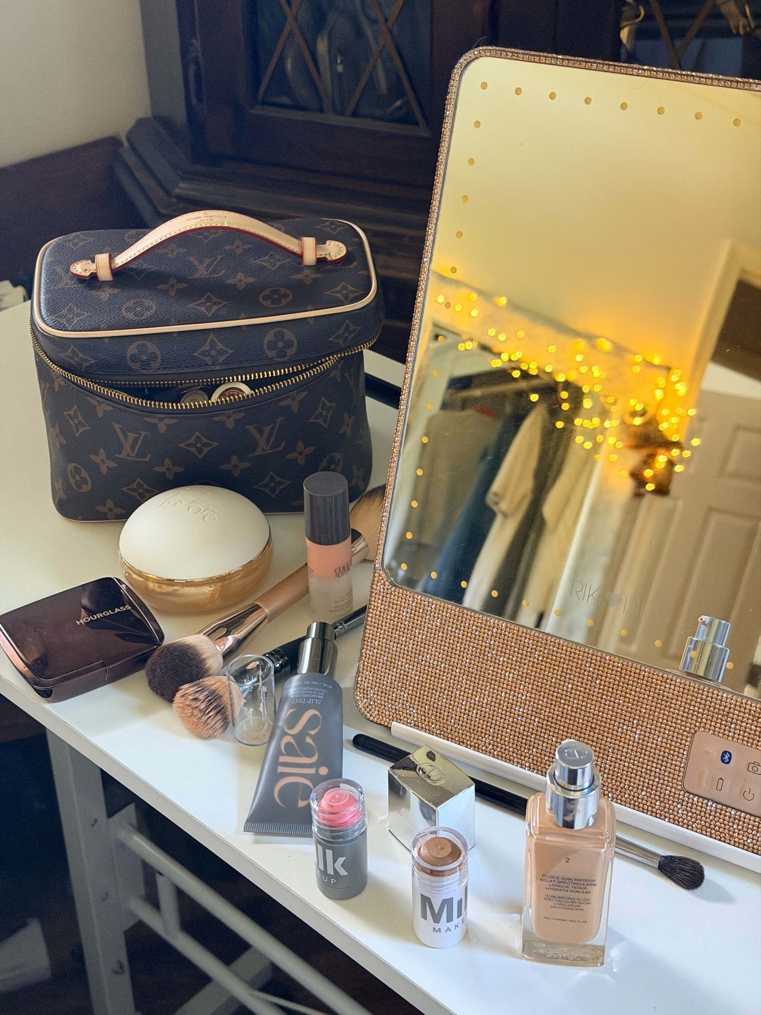 I can’t help but leave a mess whenever I do my make up. It’s a girls prob lol

#LTKdayinmylife #LTKBeauty #LTKTravel