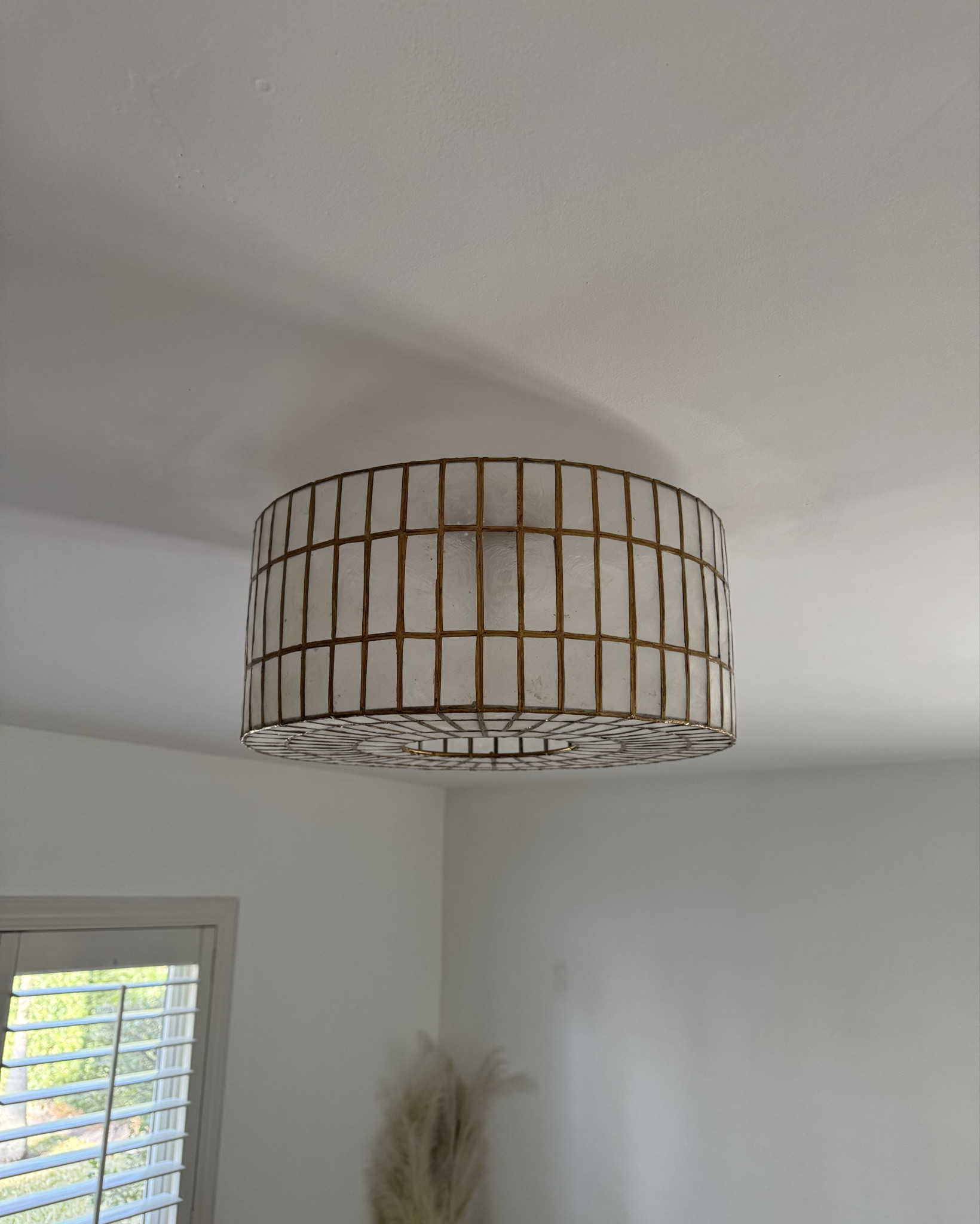 I’m loving these flush mount lights for low ceilings!

#LTKHome #LTKStyleTip #LTKFindsUnder100