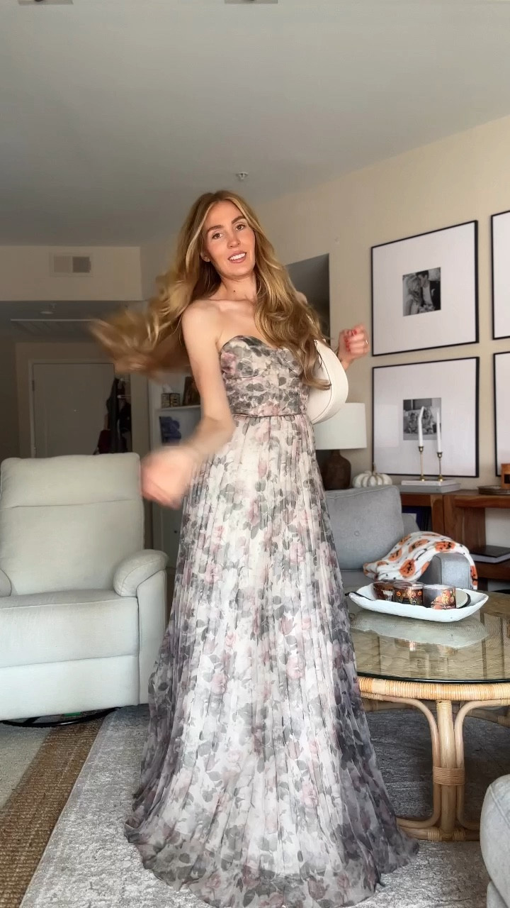 Beautiful causal and formal wedding guest dresses for falll

#LTKSeasonal #LTKWedding #LTKFallSale