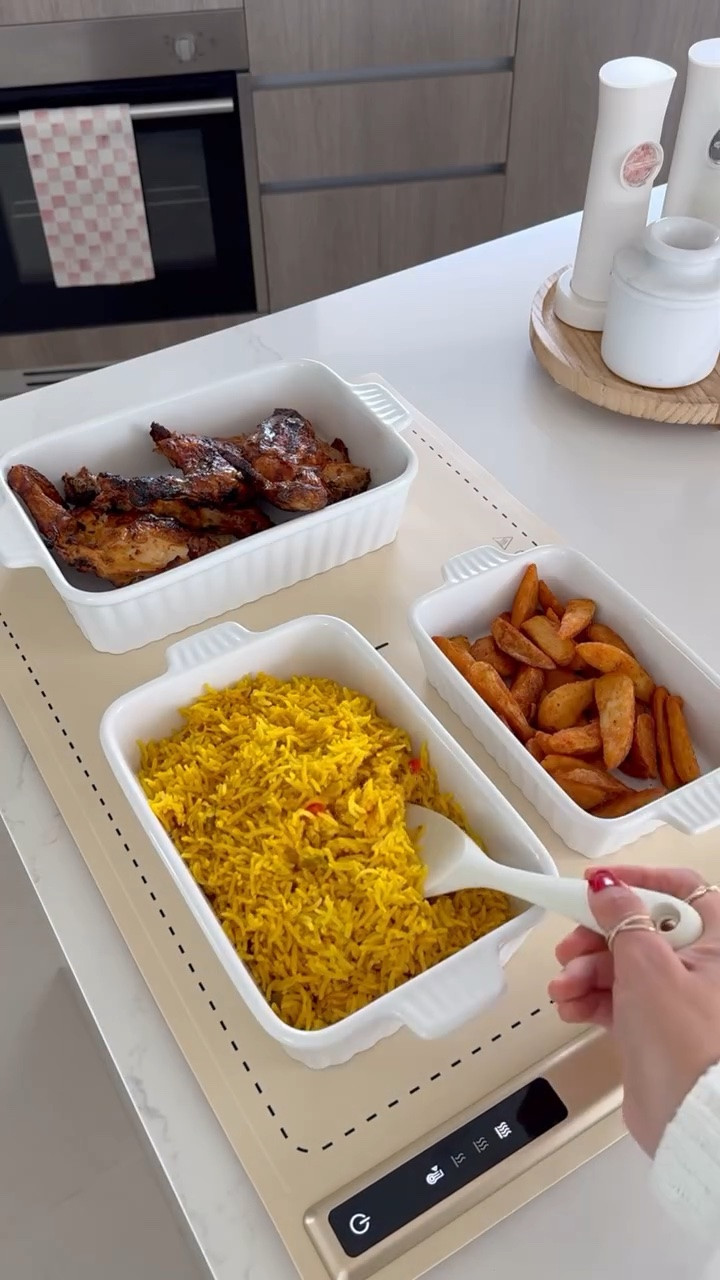 Hosting hack I didn’t know I needed 🙌🏼✨

No more rushing to get everything on the table while it’s still hot! This roll-up warming mat keeps your dishes warm while you finish cooking, entertain, or just take your time eating. 🍽️🤍

It has 3 heat settings & rolls up for easy storage — perfect for holidays, parties, family dinners & hosting!

#LTKSeasonal #LTKHome #LTKfoodie