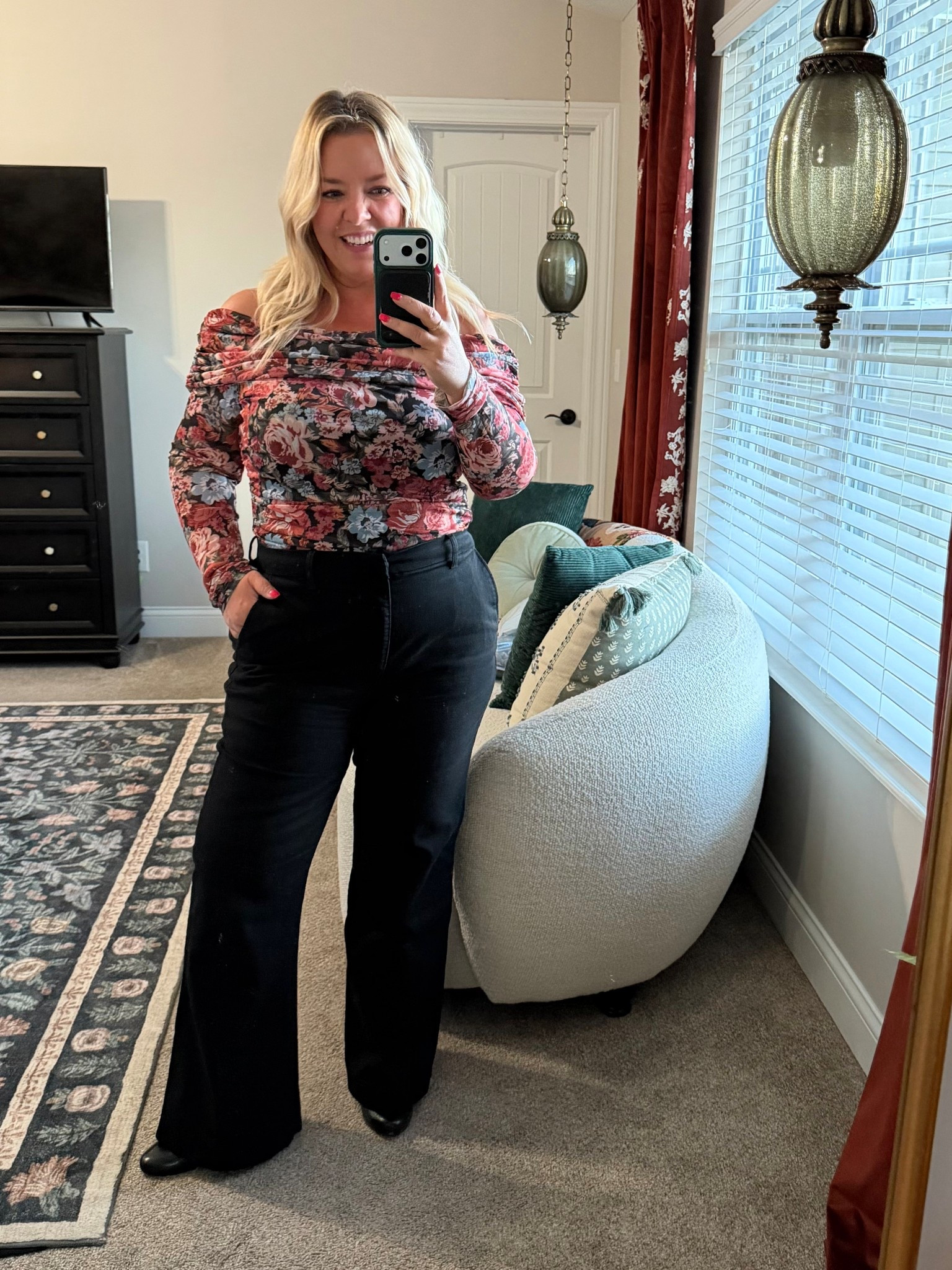 Cutest floral off the shoulder top & stretchy trouser jeans that are only $24! Also linked the best strapless bra for a fuller chest, it won’t budge!

#LTKFindsUnder50 #LTKMidsize #LTKPetite