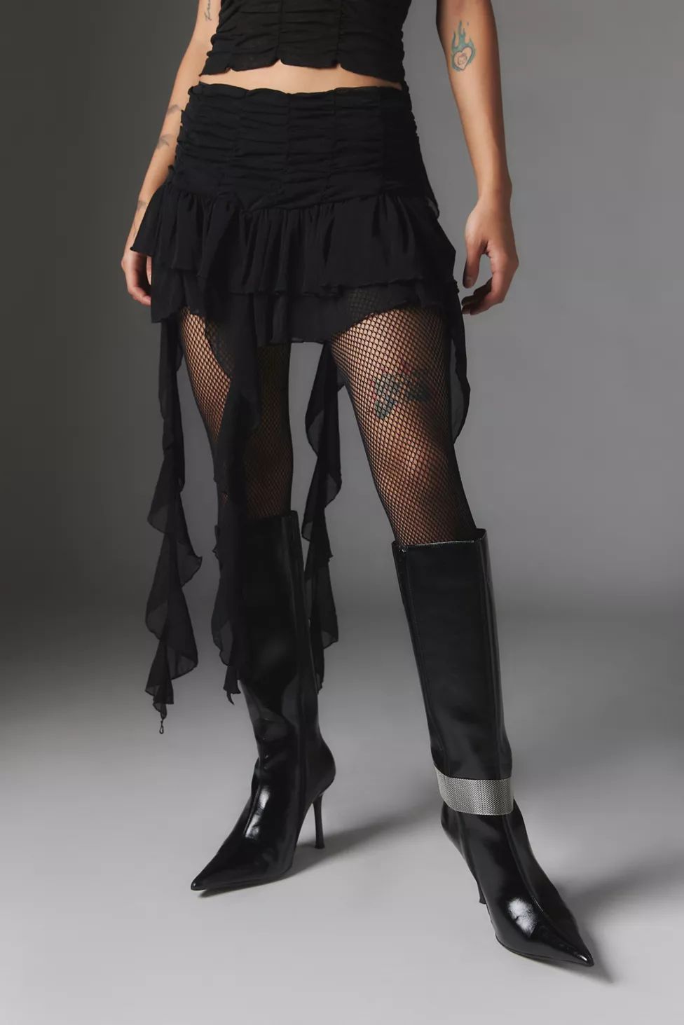 Silence + Noise Winnie Cascading Ruffle Mini Skirt | Urban Outfitters (US and RoW)