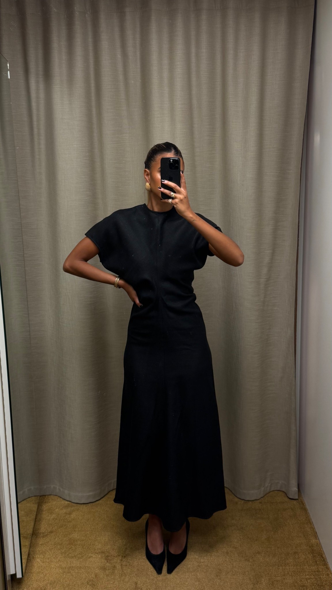 Its dress seasonn