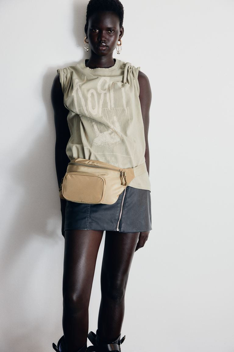 Oversized Printed T-shirt - Round Neck - Short sleeve - Light khaki green/Korn - Ladies | H&M US | H&M (US + CA)