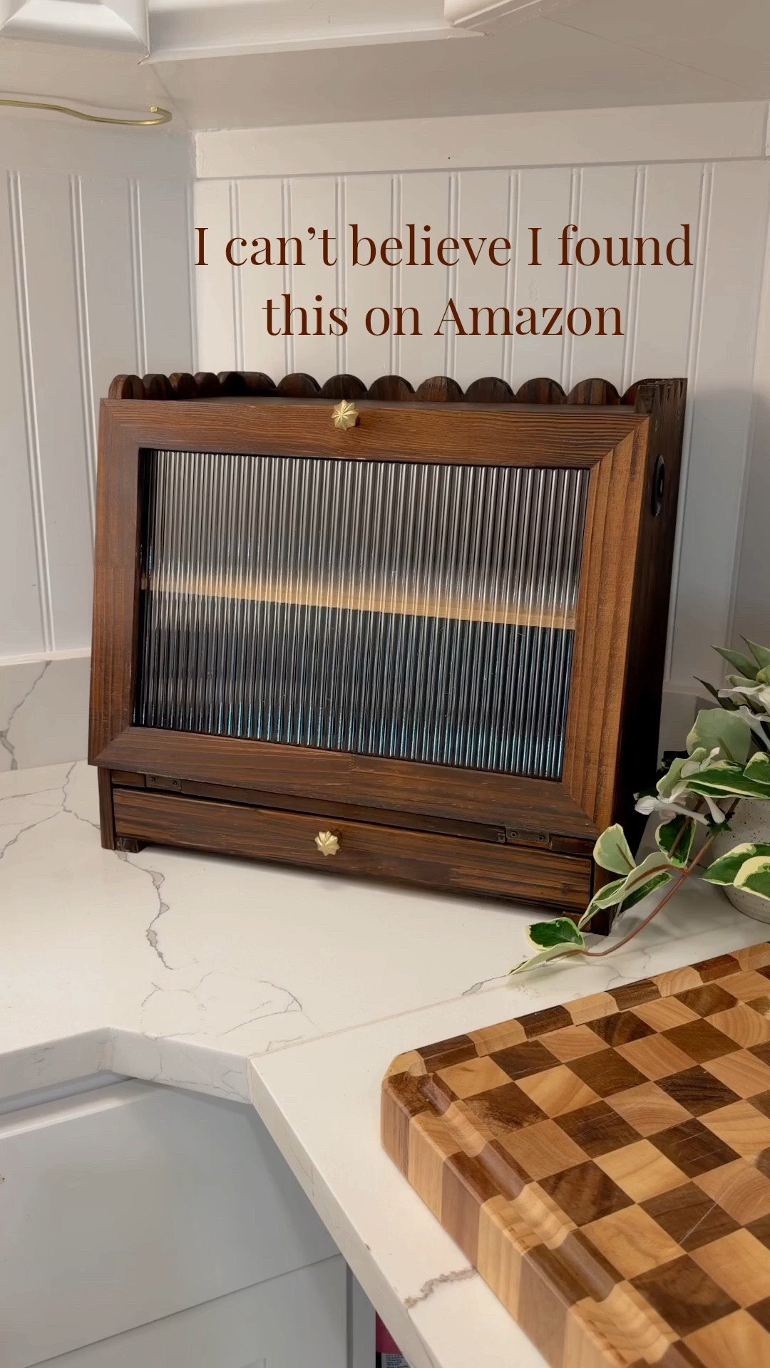 This box looks so vintage and it’s from Amazon!!! I just switched the knobs out with knobs I had laying around. 