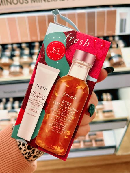 Fresh SALE ALERT 🤩 This cute little stocking stuffer which includes the large travel sizes of the Rose Deep Hydration Facial Toner & Soy Face Cleanser for only $14.70 ($30 value)! 🙌🏻 

Fresh at Ulta has a couple of their stocking stuffer sets on sale that is included in this post. 

#stockingstuffer #ultafinds #beautymusthaves #holidaygiftideas #christmasgiftideas

#LTKsalealert #LTKHoliday #LTKGiftGuide