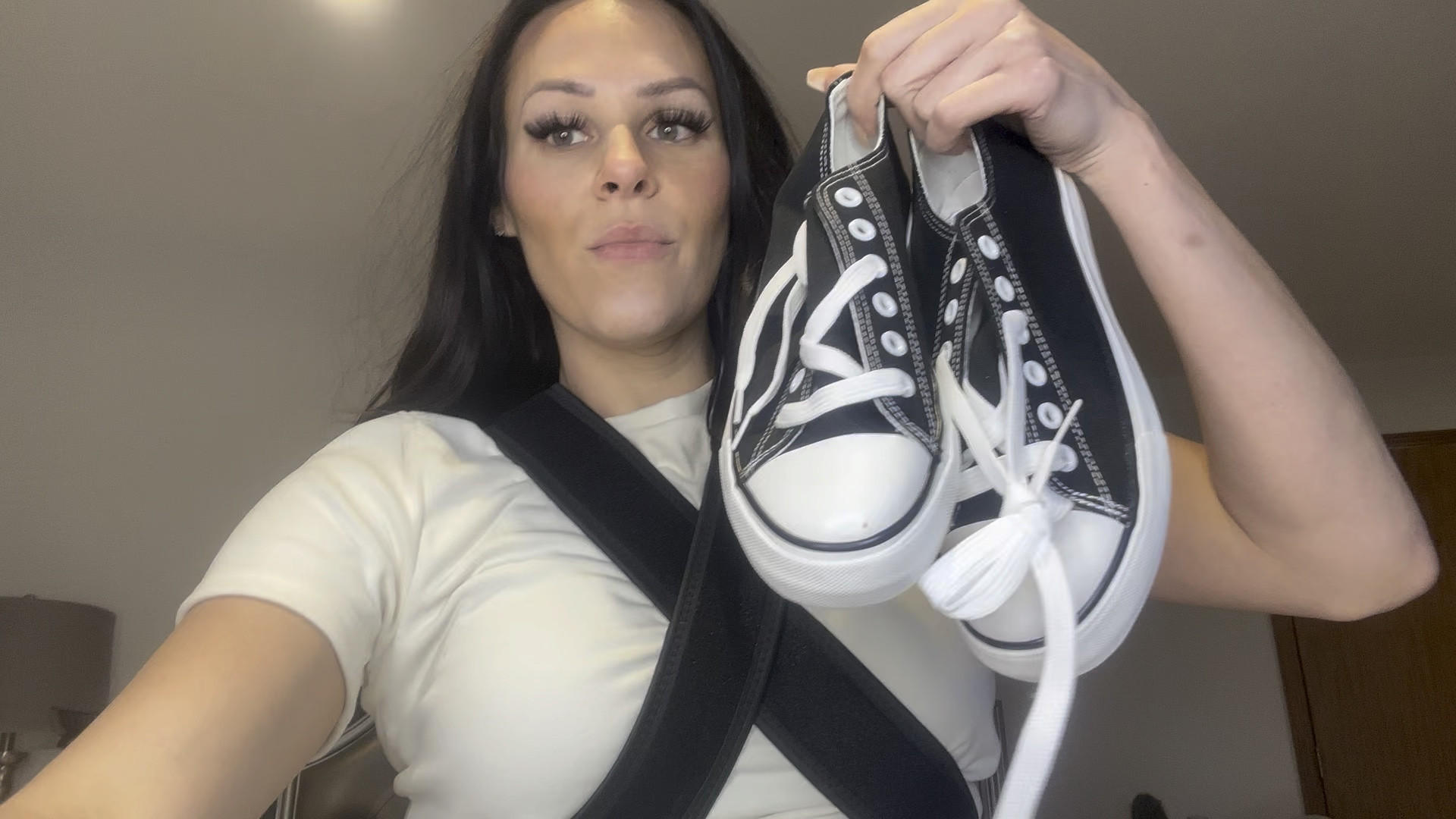 LUMUBBY Canvas Shoes for Women Men High Top Lace Up Sneakers Canvas Fashion Sneakers Classic Casual Walking Shoes Comfortable Breathable
 


#LTKSpringSale #LTKGiftGuide #LTKfindsunder100