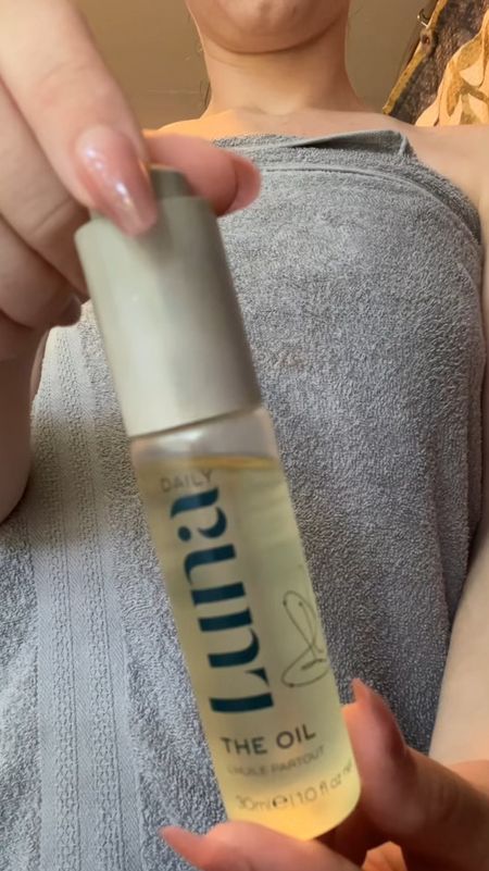 Shop this beautiful body oil by Luna Daily! It has the prettiest scent (in my opinion 🥰) and leaves my skin glowing and oh so soft! #TheBanannieDiaries

 #summerskin #lunadailypartner

#LTKGiftGuide #LTKBeauty #LTKFindsUnder50