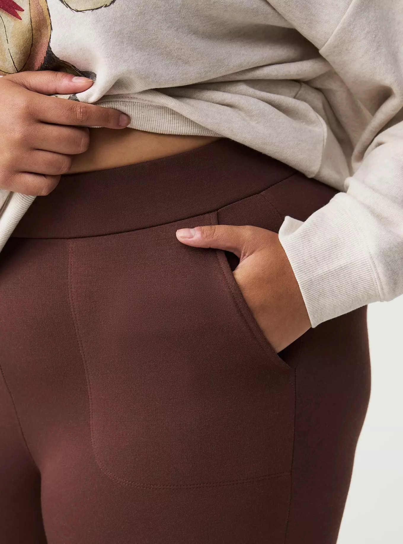 Full-Length Fleece-Lined Pocket Legging | Torrid (US & Canada)