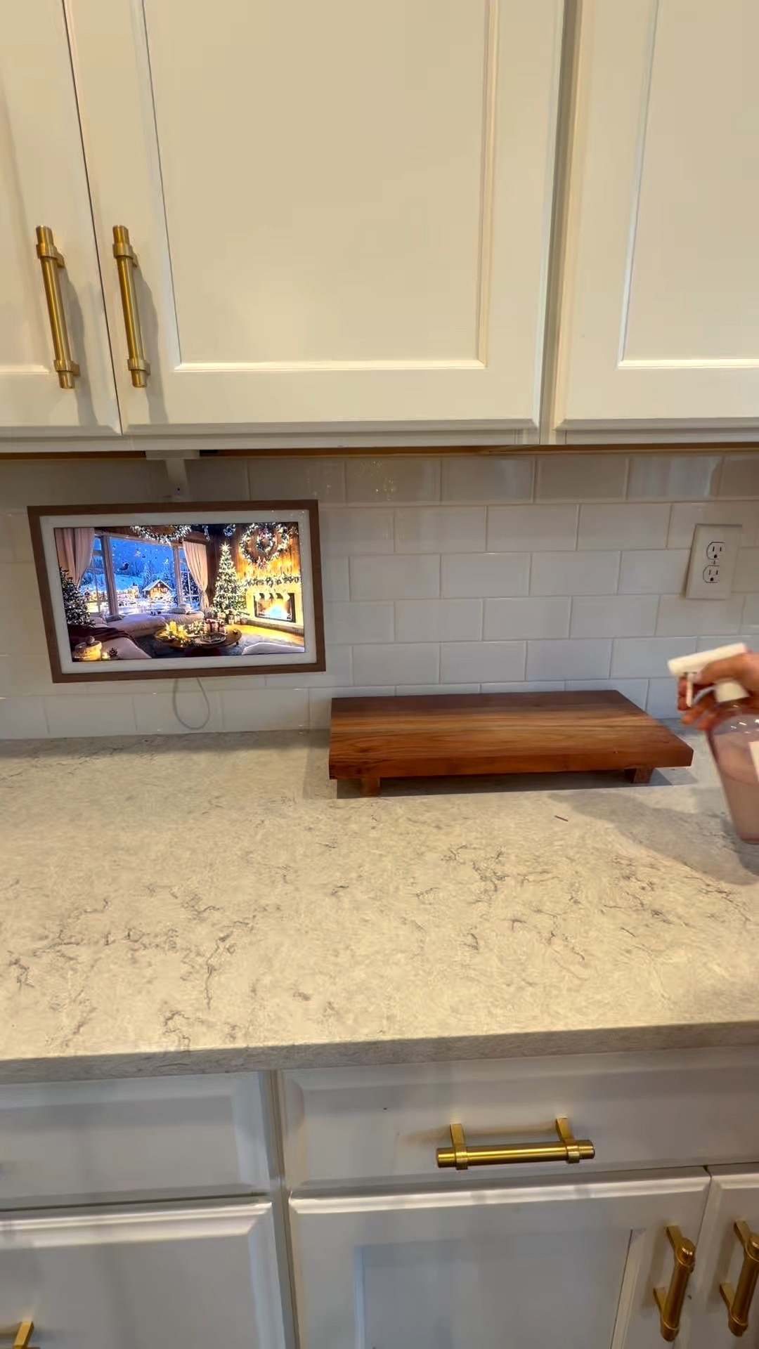 Nostalgic Christmas decor for a classic Christmas kitchen 🎄