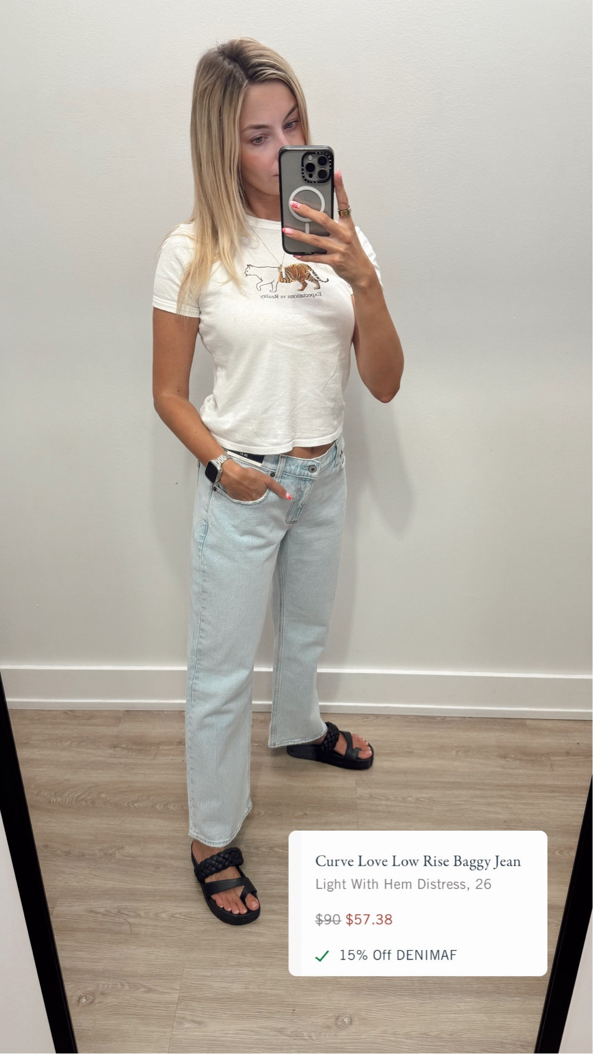 Abercrombie’s bi-annual sale is happening this weekend! Save 25% off on denim and additional 15% off with code DENIMAF 👀
I highly recommend to SIZE DOWN with this baggy model! Wearing here size 26, but size 25 would be perfect 😍 

#LTKFindsUnder100 #LTKxAF #LTKStyleTip
