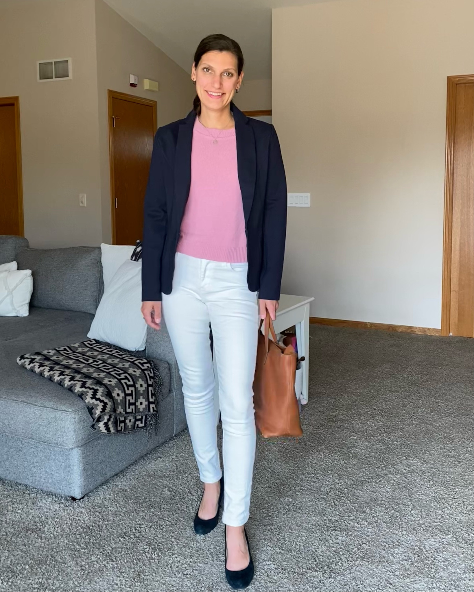 Classic work outfit with white pants or jeans for the early fall days. 

#LTKFind #LTKworkwear