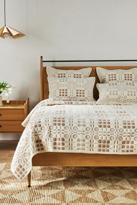 Veda Matelassé Coverlet​ | Anthropologie (US)