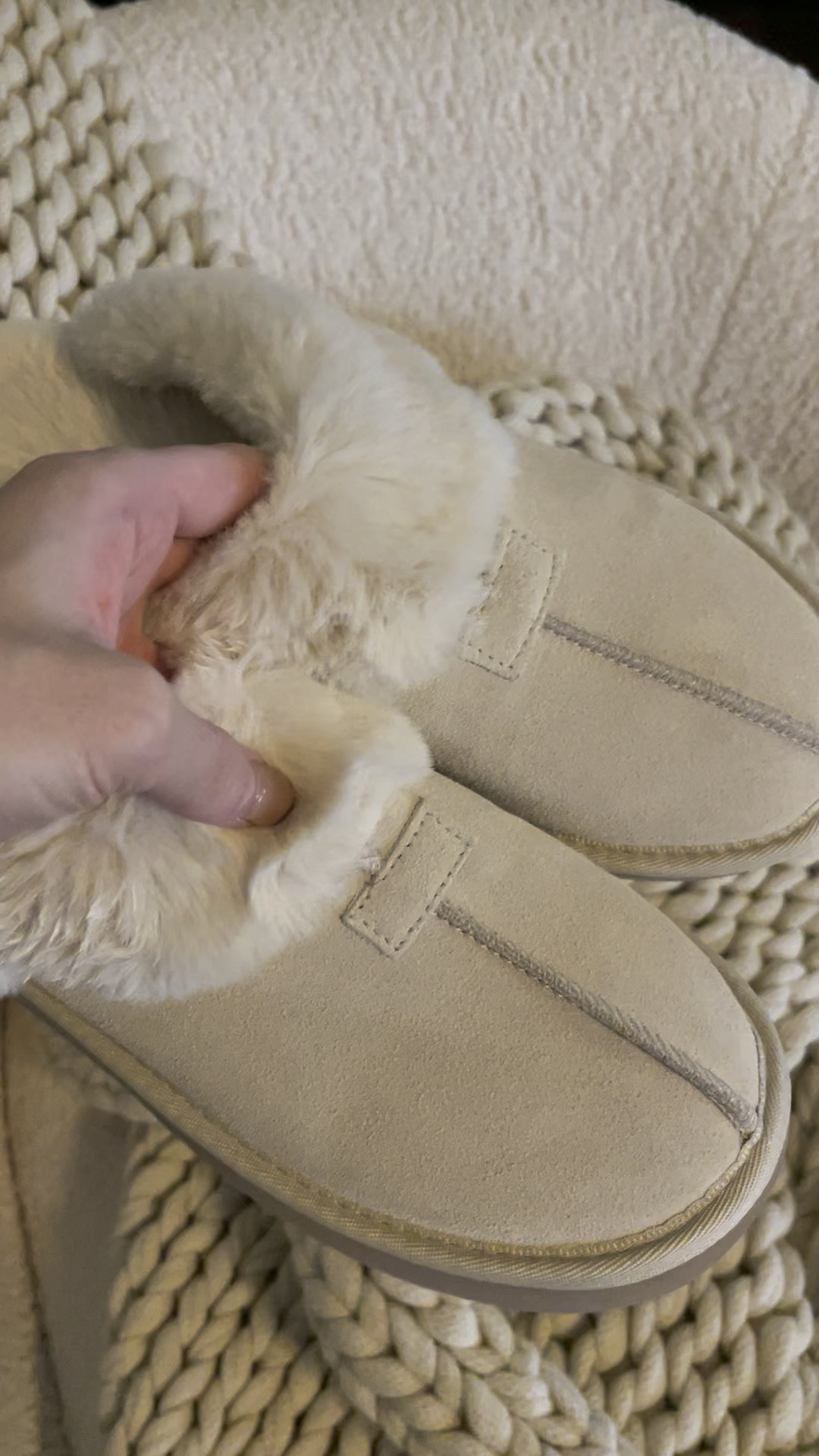 The perfect stocking stuffers for her! These Walmart slippers are so cozy and would make any girl happy! 

Gifts for her, gift guide for her 

#LTKHoliday #LTKGiftGuide #LTKVideo