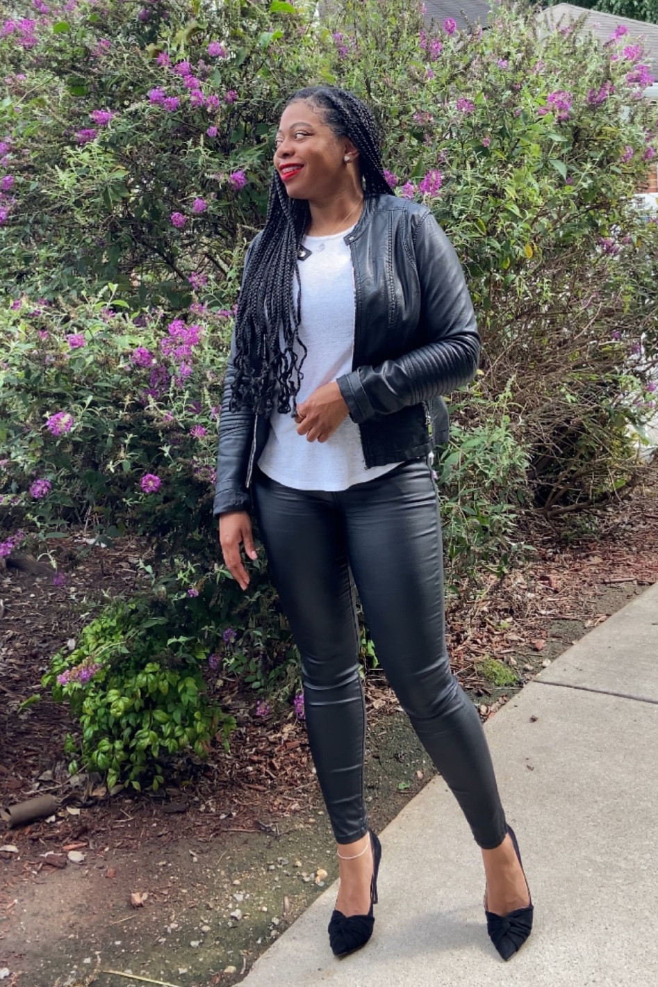 You can never go wrong with leather! Leather on leather is perfect for this time of year. If you don’t know what to wear for fall; grab a black jacket and black pants, and you have the cutest fall ootd. Fall jeans. 

#LTKstyletip #LTKmidsize #LTKfindsunder50