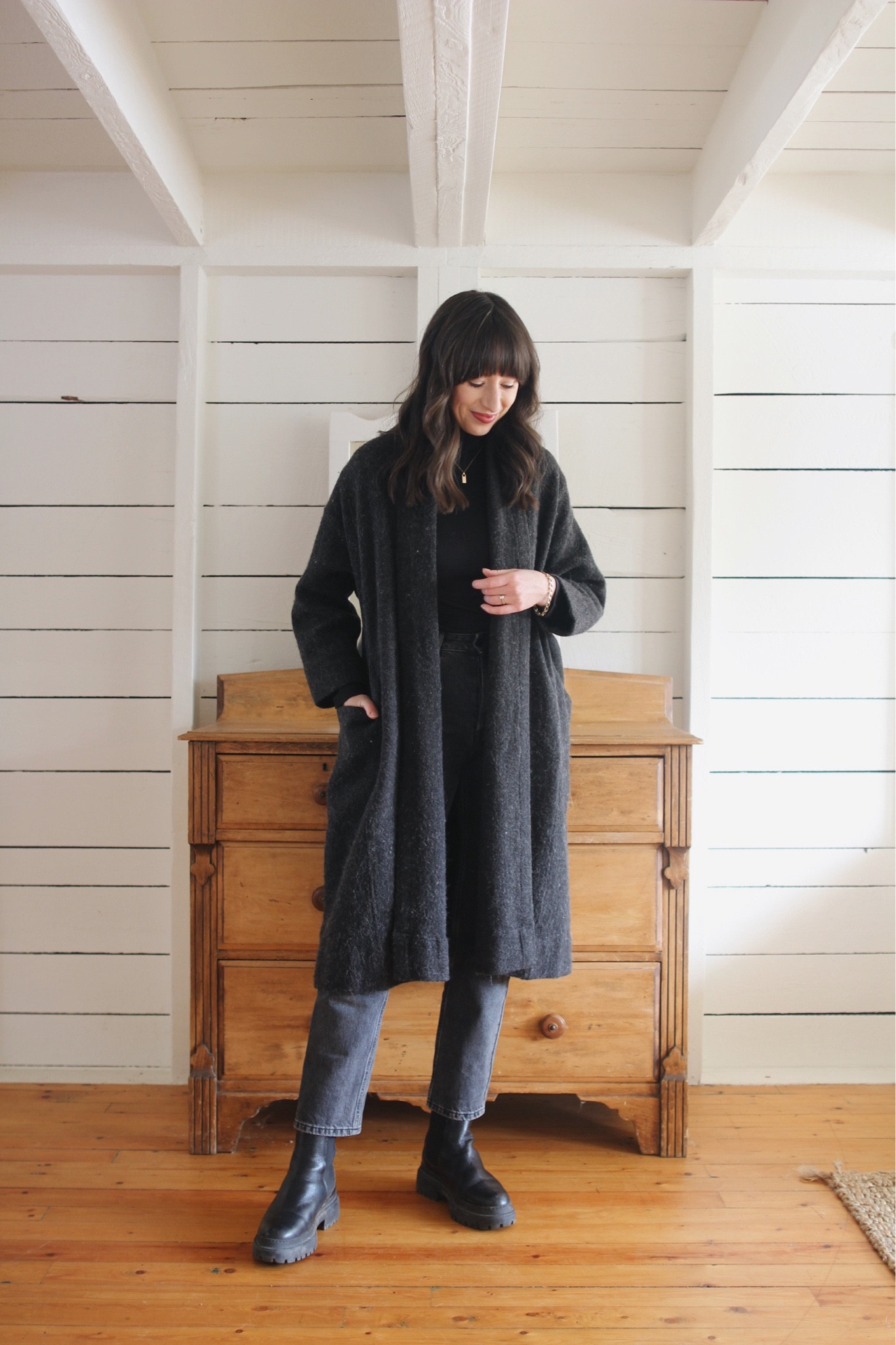 Here's an easy transitional look that's great for those grey days as we emerge from winter into spring. When you what to be cozy and still feel presentable without putting much effort in. 

Sweater coat is from Elizabeth Suzann. Sold out currently. Options linked below. 

Jeans - TTS 
Boots - TTS
Turtleneck - TTS

#SpringOutfit #SweaterCoat



#LTKSeasonal