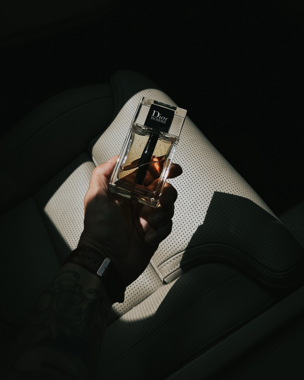 Dior Homme Eau de Toilette is intriguingly powerful and appealingly fresh.

Dior Homme redefines a new, masculine sensuality in a polyphony of smooth and raw wood. A heart of tender wood, in which the virility of Atlas Cedar embraces the enveloping warmth of Haitian Vetiver tinged with spice. Wood hand-chiseled by Dior.

#LTKmens #LTKbeauty