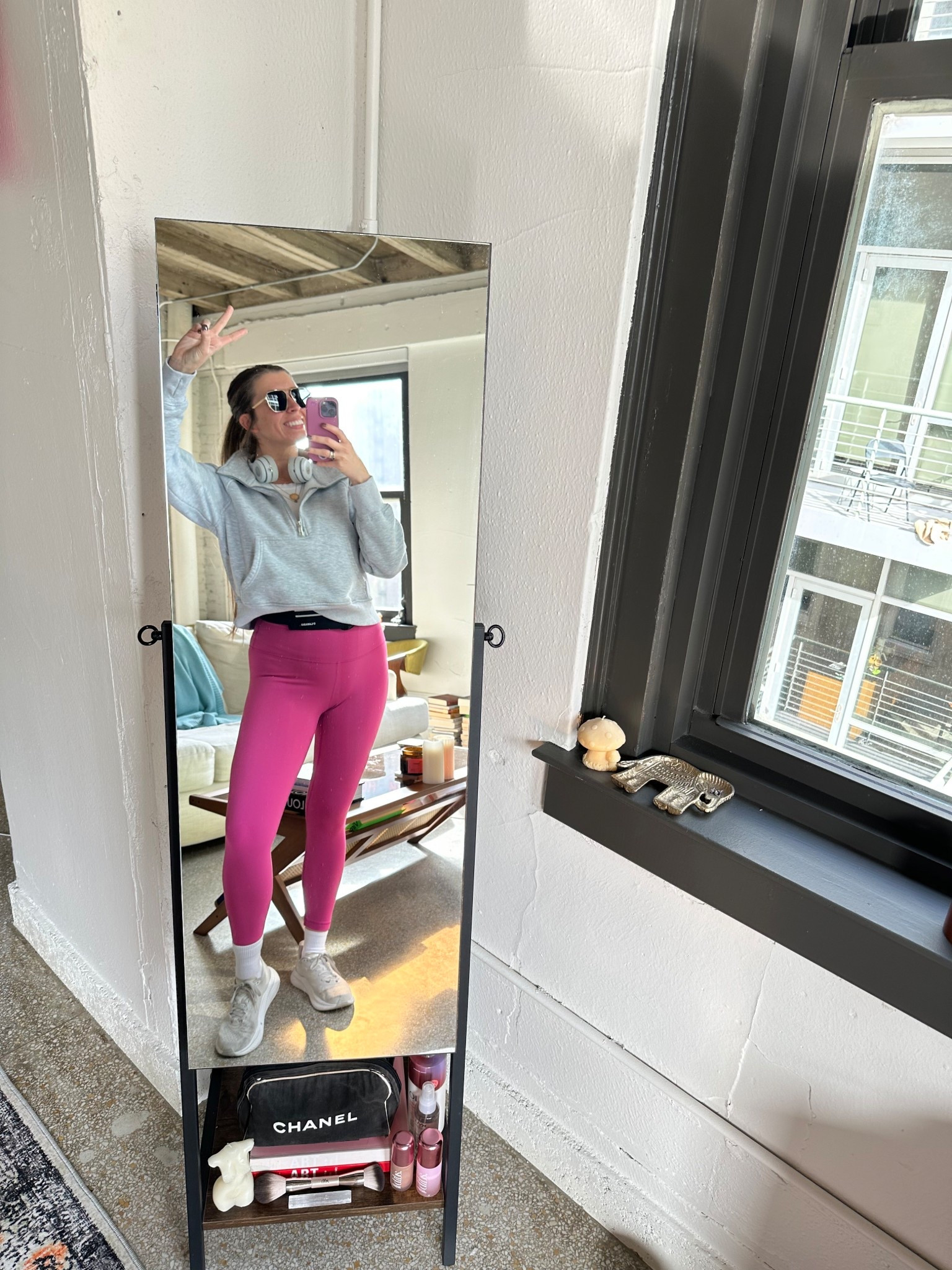 Another city-stroll outfit!!! Everything I’m wearing is from or can be bought from Amazon!!! 🩷🎧😎👟🚶‍♀️

#LTKSaleAlert #LTKActive #LTKCyberWeek