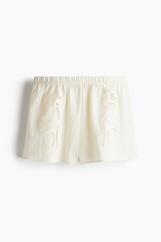 Broderie anglaise shorts | H&M (UK, MY, IN, SG, PH, TW, HK)